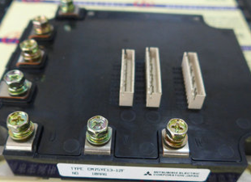 One New In Box MITSUBISHI CM75YE13-12F IGBT Module