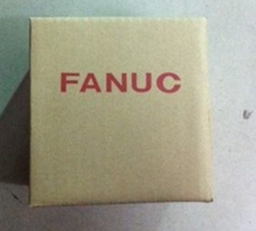 1PC New In Box FANUC IC693APU300J