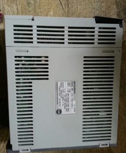 1PC New Mitsubishi MR-J2S-70A-S011