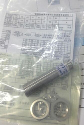 1PC Brand New Omron E2E-X2F2-M1-Z