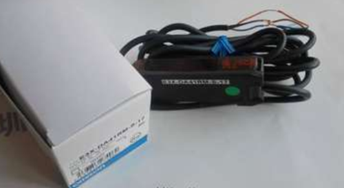 1PC New OMRON E3X-DA41RM-S-17