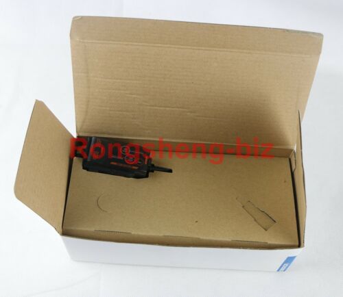 1PC NEW Omron ZX-SF11 Smart Sensor Interface Unit