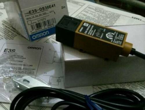 1PC New Omron Photoelectric Switch E3SDS30E41 E3S-DS30E41