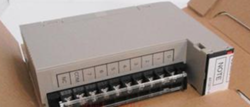 1PC New Omron PLC C200HS-INT01