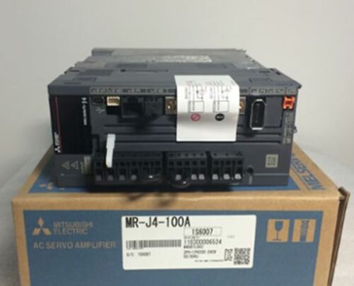 1PC Brand NEW Mitsubishi MR-J4-100A+HG-SR102BJ