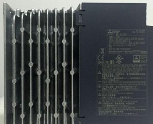 1PC Brand NEW Mitsubishi MR-JE-70B Servo Drives