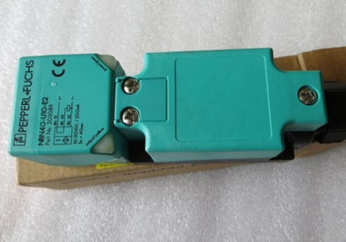 1PC New Pepperl+ Fuchs NBN40-U10-E2 Inductiver Sensor