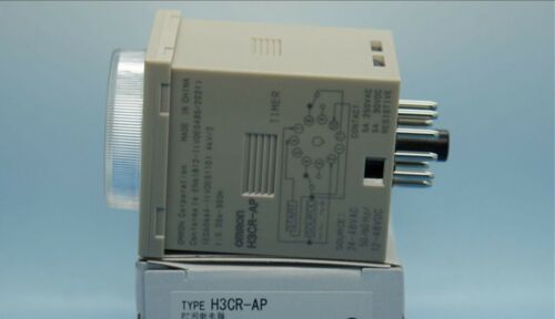 New IN BOX OMRON Timer H3CR-AP 24-48