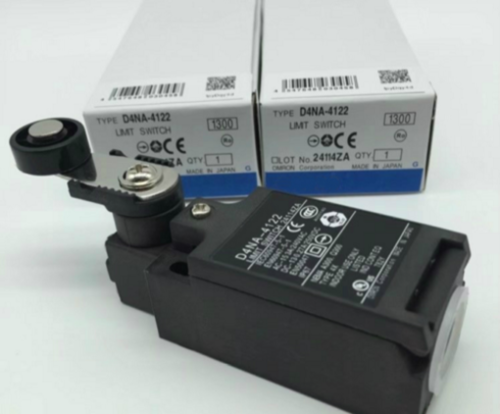 1PC New D4NA-4122 D4NA4122 Omron Limit Switch