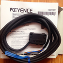 1PC New Keyence PZ-M72 Sensor