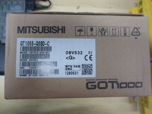 New in box Mitsubishi HMI GT1055-QSBD-C (GT1055QSBDC)