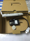 1PC NEW IN BOX Omron R88M-W05030H-S1