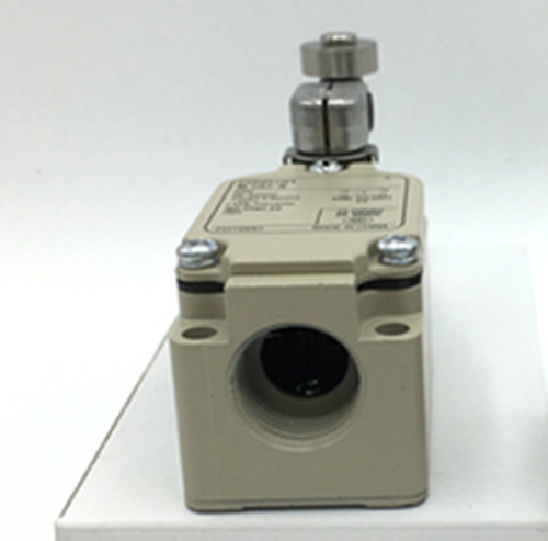 1PC New For Omron Wlca2-8LD Wlca28LD Limit Switch