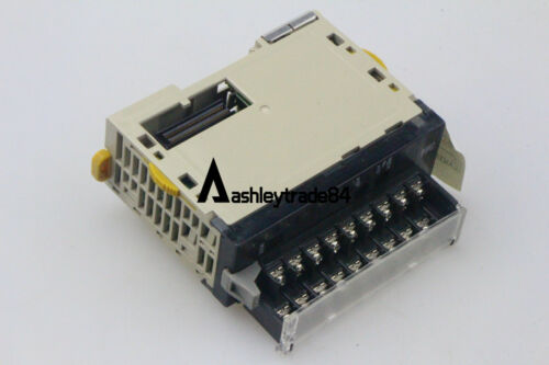 OMRON D/A Unit CJ1W-DA041 NEW IN BOX