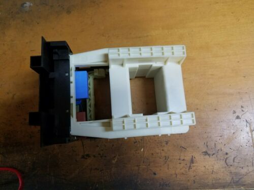 SIEMENS 3RT1975-5AV31 / 3RT19755AV31 New but old stock