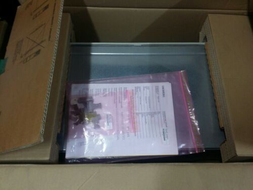 SIEMENS SIMOVERT VC 6SE7027-2TD61-Z NEW IN BOX! FAST SHIPPING!