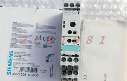 ONE NEW- Siemens multifunction time relay 3RP1505-1BW30