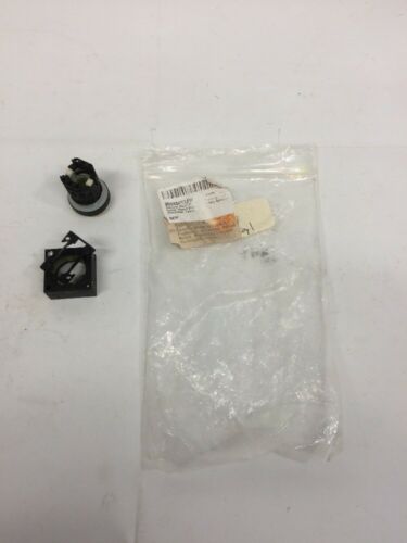 Siemens 3SB30 01-0BA31 Push Button and Holder Yellow Switch