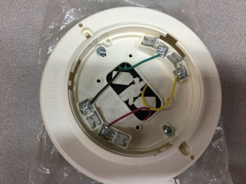 NEW IN ORIGINAL PACKAGE SIEMENS AUDIBLE BASE ADBH-11 500-033210