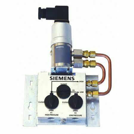 SIEMENS QBE3190UD25 Differential Pressure Sensor,0 to 25 psi