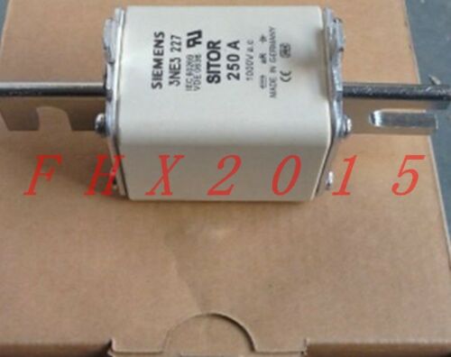 ONE NEW Siemens 3NA3144-0CC