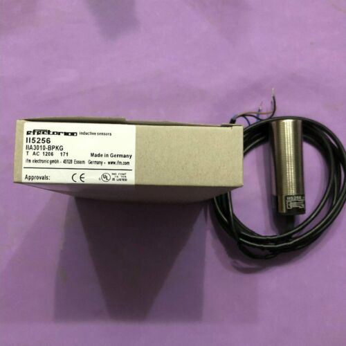 1 PCS New For IFM II5256 Proximity Switch Free Shipping