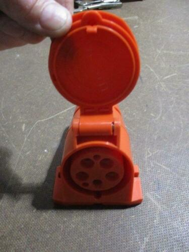 Cekon Siemens 62874 Electrical Receptacle With Cover 5 Pin 16 Amp NEW