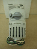 New Siemens 241-00230 SFP11U 599-00230 1/2 3-Way 120V Zone Valve Actuator Assy