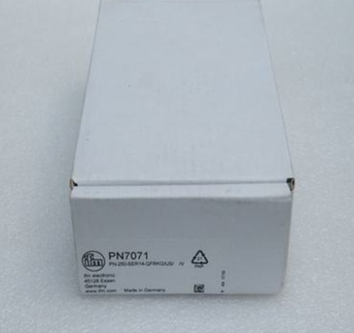 1PC New IFM pressure switch PN7071