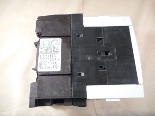 SIEMENS 3RT1046-1BB40 3-pole contactor (NIB)