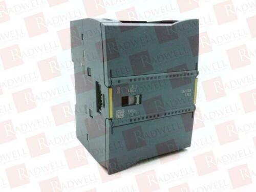 SIEMENS 6ES7226-6RA32-0XB0 / 6ES72266RA320XB0 (BRAND NEW)