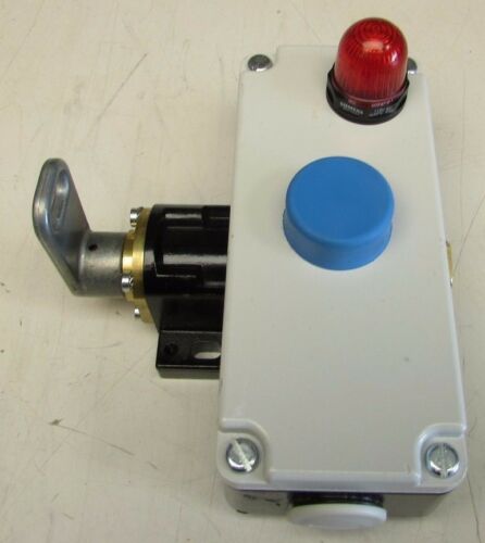 New In Box, SIEMENS 3SE7 160-1AE00-0AS1 LIMIT SWITCH 6A /400V