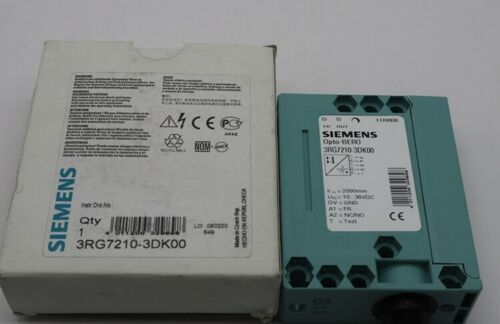 1PC Siemens Photoelectric Sensor 3RG7210-3DK00 NEW IN BOX