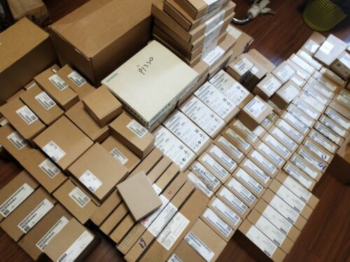 1PCS New Siemens 6ES7 322-1HF01-4AA1 6ES7322-1HF01-4AA1 Extended Module