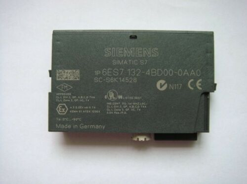 One Siemens 6ES7132-4BD00-0AA0 Output Module 6ES7 132-4BD00-0AA0 New