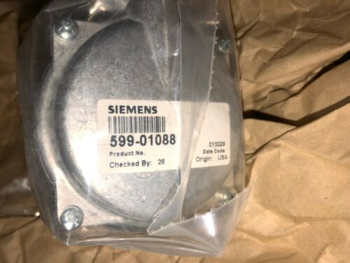 Siemens 257-02038 1/2 6YC71 Pneumatic Actuator Valve Assembly