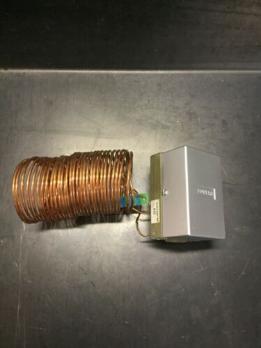 NEW, SIEMENS, 1840048, TEMPERATURE TRANSMITTER, RANGE IS 0 - 100 F, (8J-1)