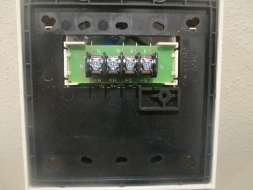 NIB, Siemens U-MHT-W, 20-31 VDC Mini Horn, Off White