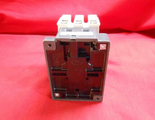 SIEMENS 3TF4711-0AK6 CONTACTOR; AC 120V / 60HZ