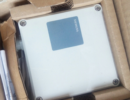 1PC NEW SIEMENS Differential Pressure Sensor QBE61.3-DP10 QBE61.3DP10