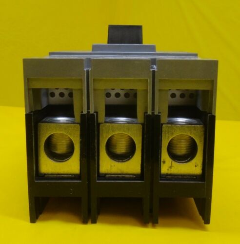 Siemens FXD63B225L Molded Case Circuit Breaker FXD6-A 225A 600VAC New