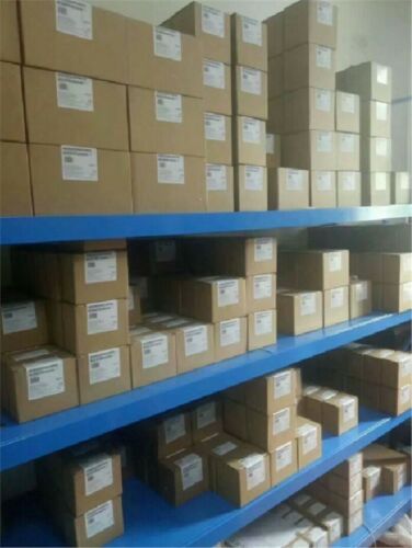1Pc Siemens 6ES7 235-0KD22-0XA0 6ES7235-0KD22-0XA0 oo