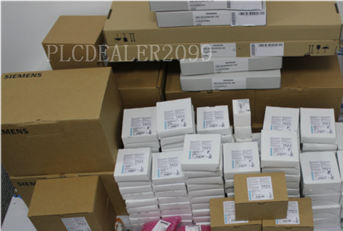 New Siemens 6ES7223-1PL00-0XA0 6ES7 223-1PL00-0XA0 EM223 Expansion Module Input