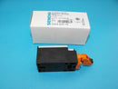 Siemens 3SE2 200-1E. LIMIT SWITCH BODY.NEW.