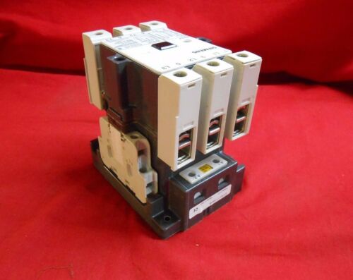 SIEMENS 3TF4711-0AK6 CONTACTOR; AC 120V / 60HZ