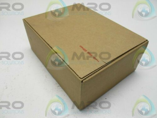 SIEMENS 6EQ2000-1AX28-3BH5 PCS 7/APACS+ OS V8.2 *FACTORY SEALED*