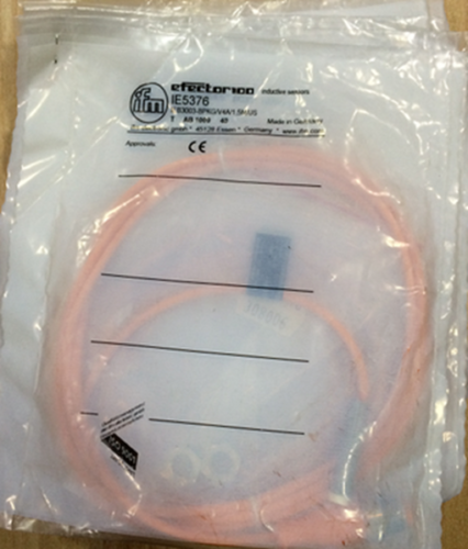 1PC New IFM Proximity Switch IE5376 IEB3003-BPKG/V4A/0.5M/DSR #RS19