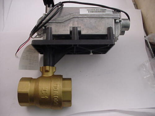 Siemens Actuator Valve 172E-10326S GMA121.1P CV=160 1 1/2 NPT Ships Same Day