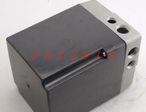 ONE NEW SIEMENS SQN30.111A2700