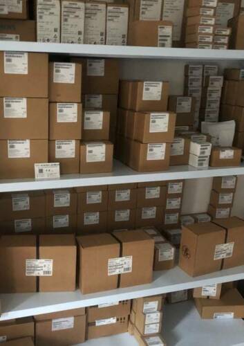 1PC NEW SIEMENS 6SE6400-0GP00-0AA0